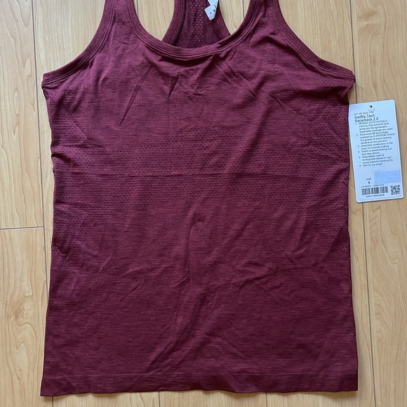 Lululemon Swiftlytech Racerback Tank - Picture 4 of 5